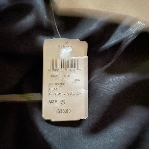 Black silk like dress - Picture 5 of 6